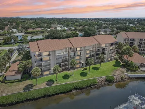 1601 Marina Isle Way Jupiter FL 33477