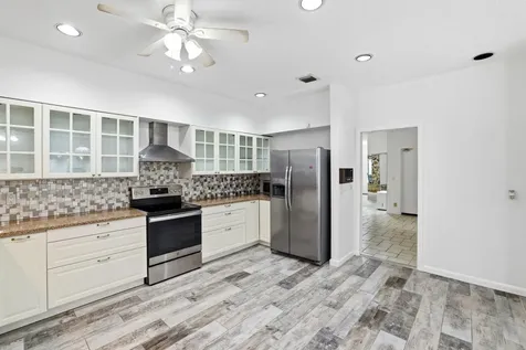 8785 Thousand Pines Circle West Palm Beach FL 33411