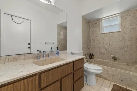 8785 Thousand Pines Circle West Palm Beach FL 33411