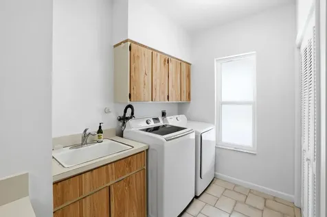 8785 Thousand Pines Circle West Palm Beach FL 33411