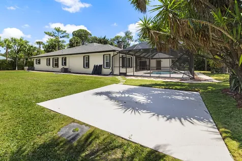 8785 Thousand Pines Circle West Palm Beach FL 33411