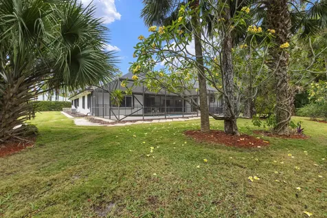 8785 Thousand Pines Circle West Palm Beach FL 33411