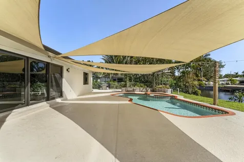 1510 Carandis Circle Lake Clarke Shores FL 33406