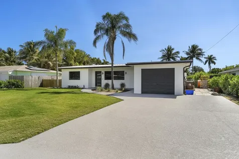 1510 Carandis Circle Lake Clarke Shores FL 33406