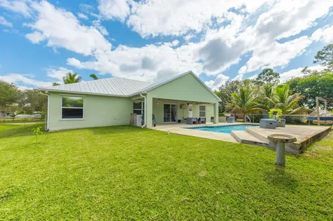 1852 Sw Erie Street Port Saint Lucie FL 34953