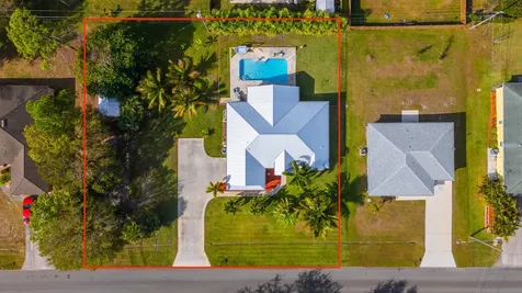 1852 Sw Erie Street Port Saint Lucie FL 34953