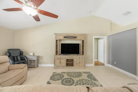 1852 Sw Erie Street Port Saint Lucie FL 34953