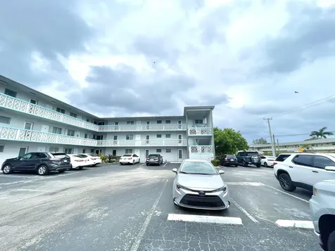 1021 Crystal Lake Drive Deerfield Beach FL 33064
