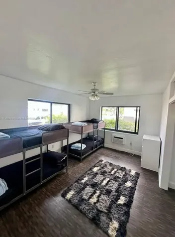 7035 Rue Granville Miami Beach FL 33141