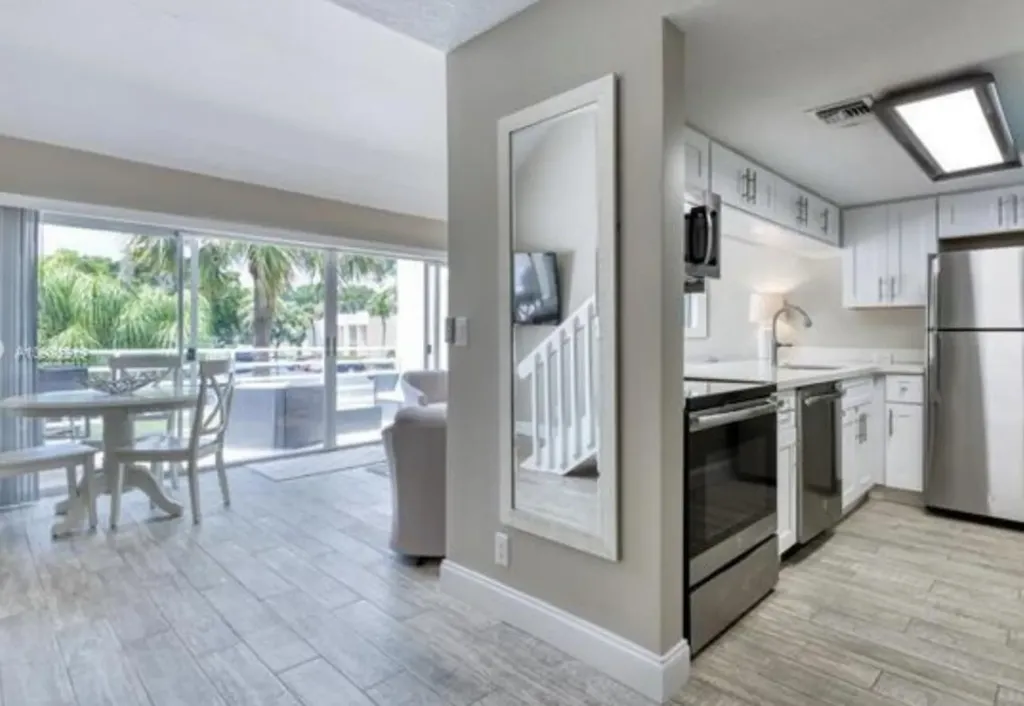 1605 S Us Highway 1 Jupiter FL 33477