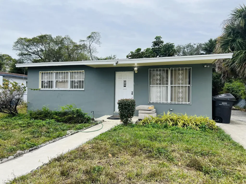 1348 9th Street West Palm Beach FL 33401