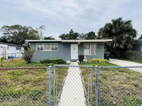1348 9th Street West Palm Beach FL 33401