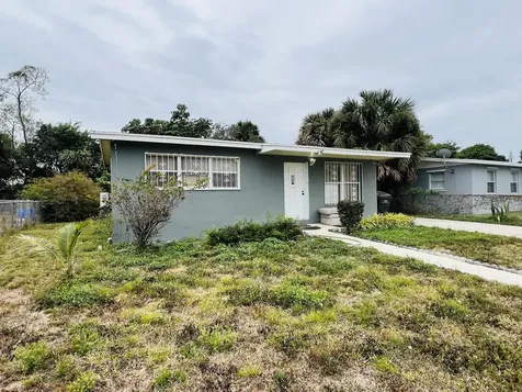 1348 9th Street West Palm Beach FL 33401