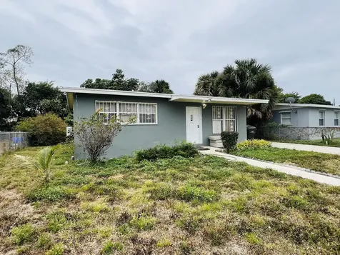 1348 9th Street West Palm Beach FL 33401