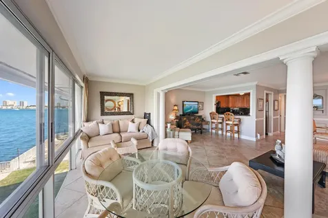 400 Wilma Circle Riviera Beach FL 33404