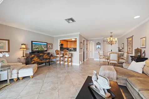 400 Wilma Circle Riviera Beach FL 33404