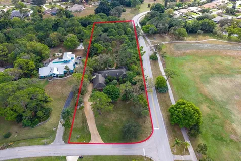 1995 Sw Saint Andrews Drive Palm City FL 34990