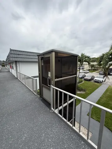 668 Saxony Place Delray Beach FL 33446