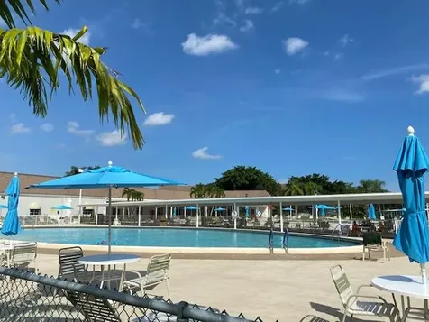 668 Saxony Place Delray Beach FL 33446