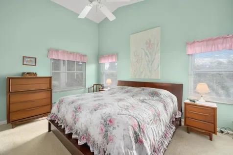 616 Nw Whitfield Way Port Saint Lucie FL 34986