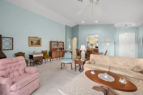 616 Nw Whitfield Way Port Saint Lucie FL 34986