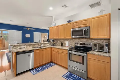 305 Nw Springview Loop Port Saint Lucie FL 34986