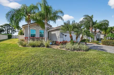 7561 Sw Harbor Cove Drive Stuart FL 34997