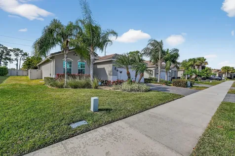 7561 Sw Harbor Cove Drive Stuart FL 34997