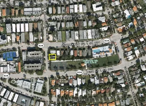 7025 Rue Granville Miami Beach FL 33141