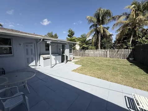 325 S Swinton Avenue Delray Beach FL 33444