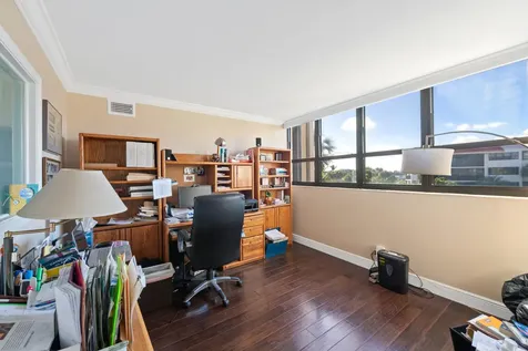800 Jeffery Street Boca Raton FL 33487