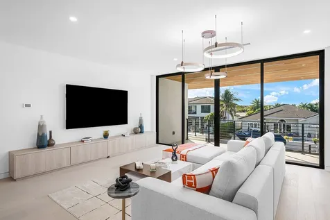 750 Ne 69th Street Boca Raton FL 33487