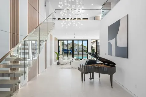 750 Ne 69th Street Boca Raton FL 33487