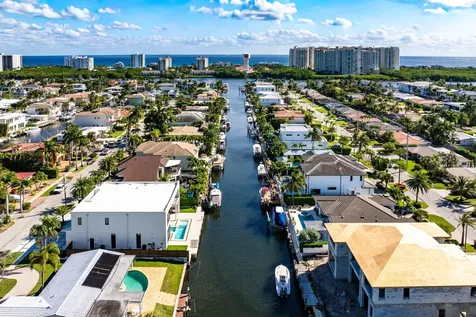 750 Ne 69th Street Boca Raton FL 33487