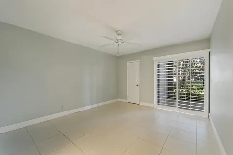 7 Westwood Avenue Tequesta FL 33469