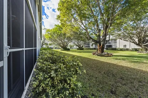 7 Westwood Avenue Tequesta FL 33469