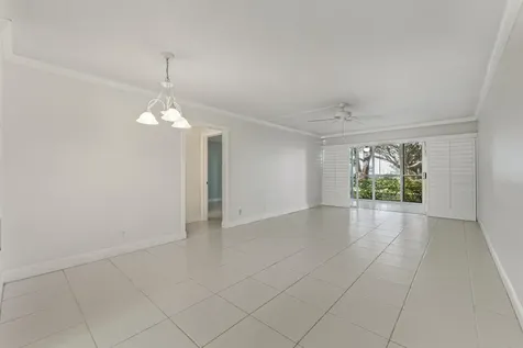7 Westwood Avenue Tequesta FL 33469