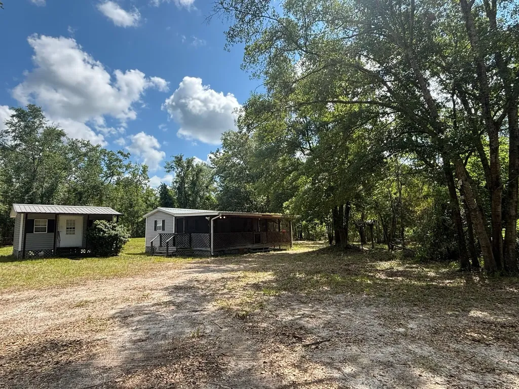 423 Nw Bright Lake Court White Springs FL 32096