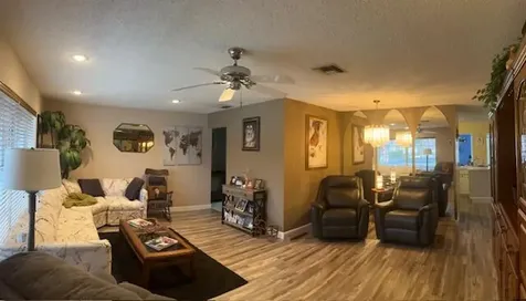 609 Sw 4th Avenue Boynton Beach FL 33426