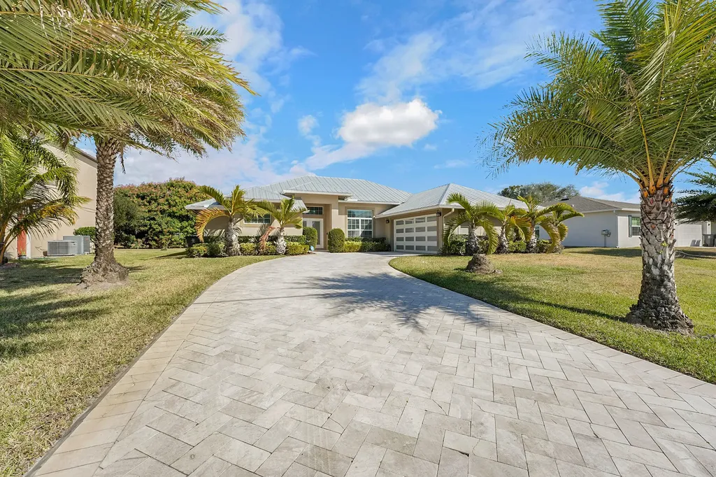1265 Sw Milan Lane Port Saint Lucie FL 34953