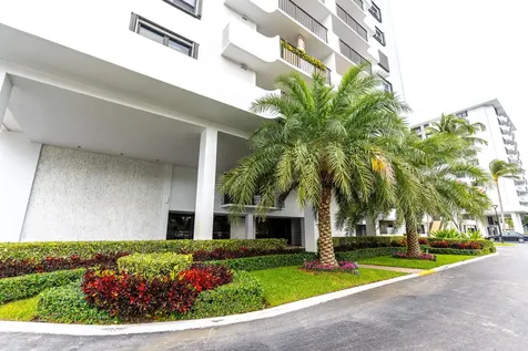 1208 Marine Way North Palm Beach FL 33408