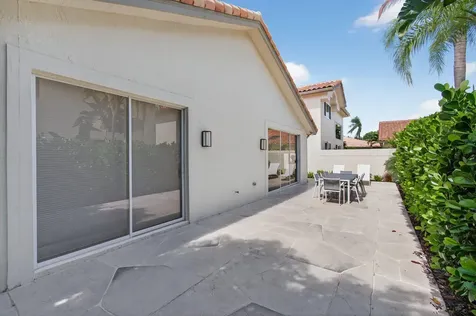 5310 Nw 26th Circle Boca Raton FL 33496