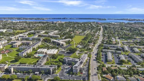 2515 Ne 2nd Court Boynton Beach FL 33435