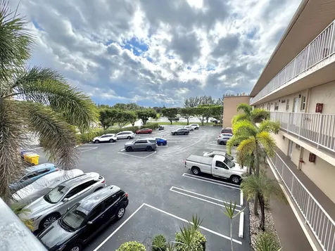 2515 Ne 2nd Court Boynton Beach FL 33435