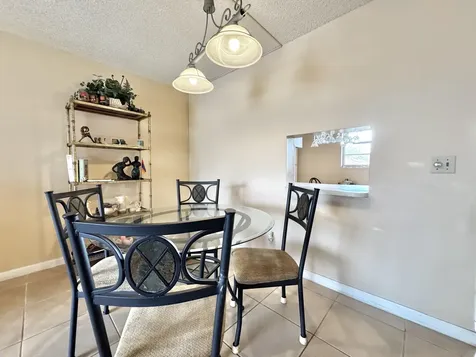 2515 Ne 2nd Court Boynton Beach FL 33435