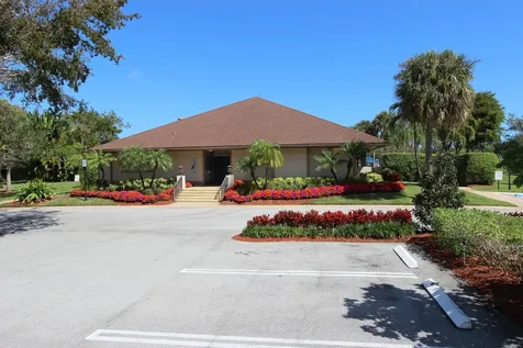 20 Walcott Drive Boynton Beach FL 33426