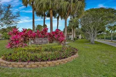 7512 Ace Road Lake Worth FL 33467