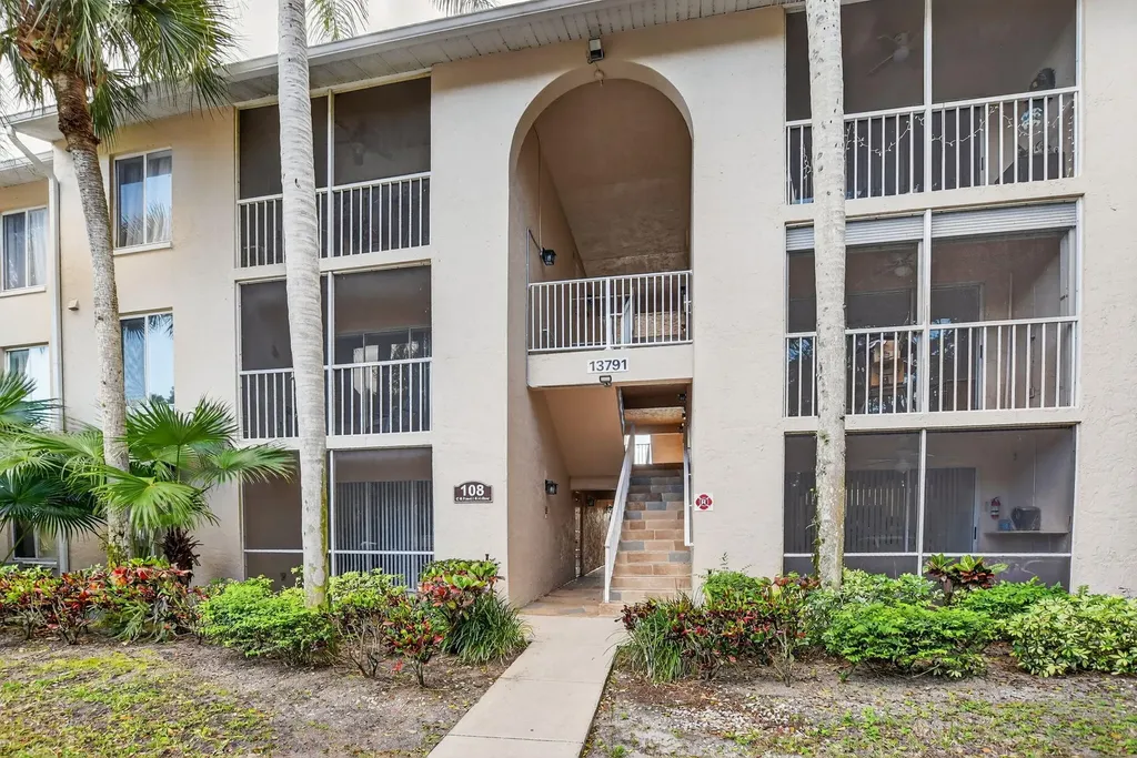 13791 Oneida Drive Delray Beach FL 33446