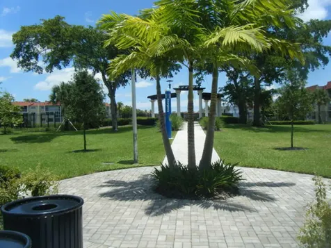 2700 W Sunrise Lakes Drive Sunrise FL 33322