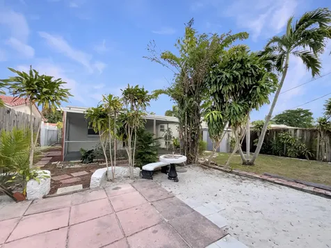 3765 Ne 12th Terrace Pompano Beach FL 33064
